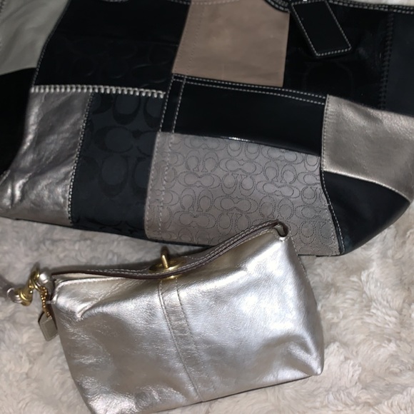 🛍2PC COACH SET 🛍 - Picture 7 of 12